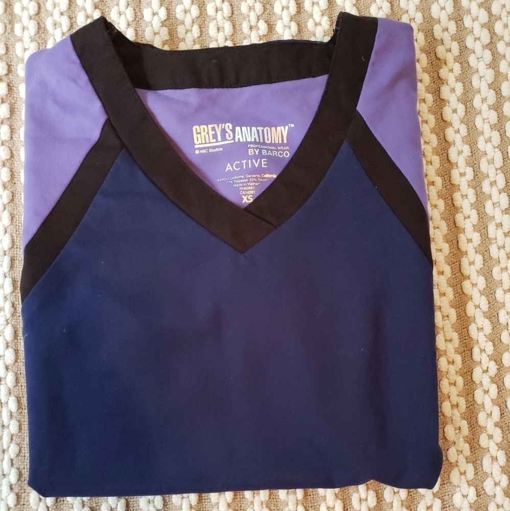Greys anatomy scrub top